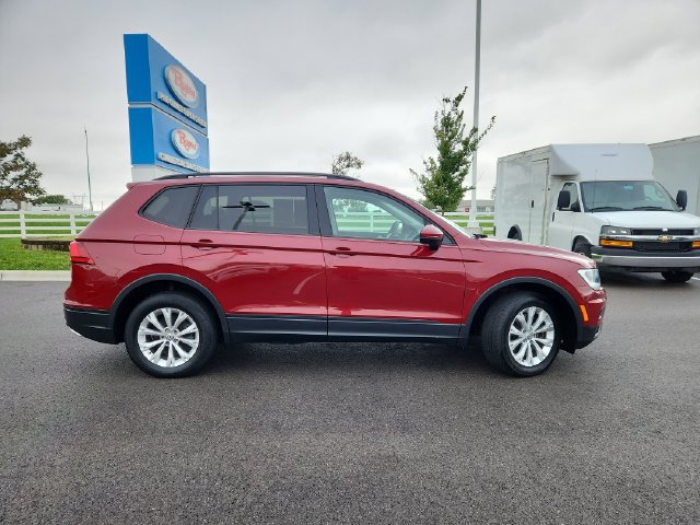 Used 2019 Volkswagen Tiguan S w/ Driver Assistance Package AWD/4WD image 11