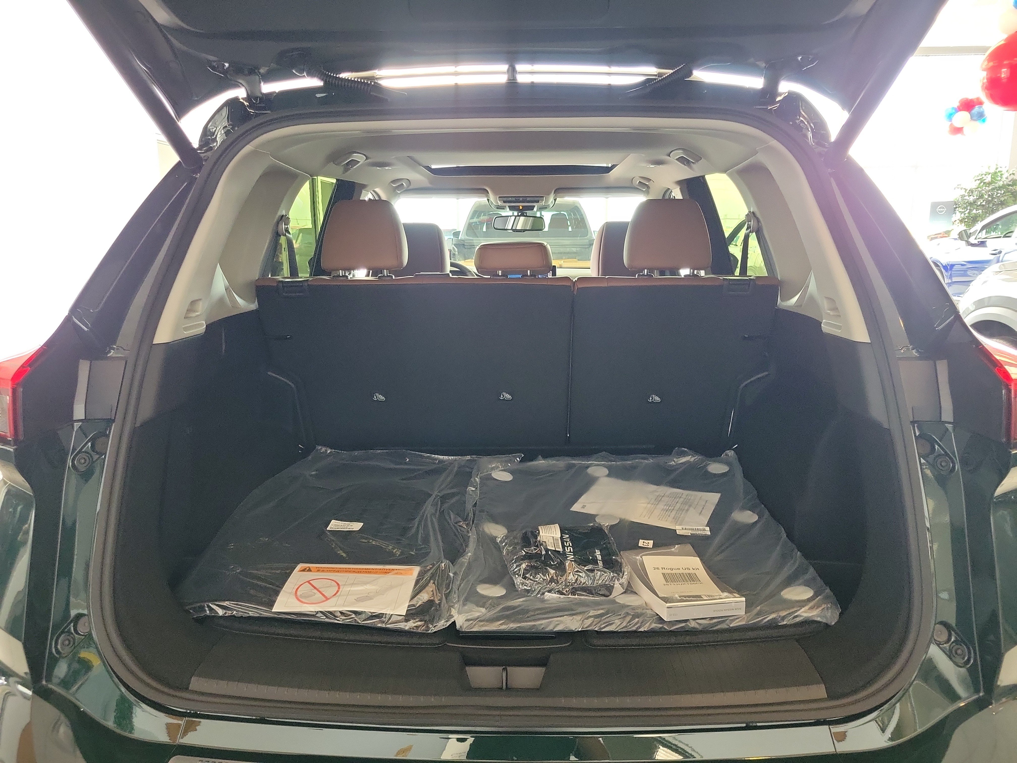 New 2026 Nissan Rogue Platinum w/ Platinum Premium Package AWD/4WD image 8