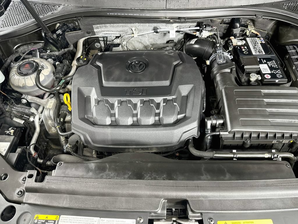 Used 2022 Volkswagen Tiguan SEL R-Line AWD/4WD image 38