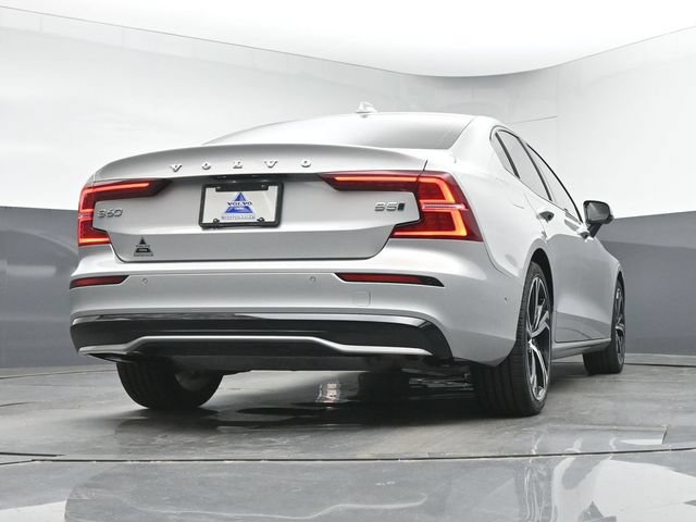 Used 2024 Volvo S60 B5 Plus AWD/4WD image 39