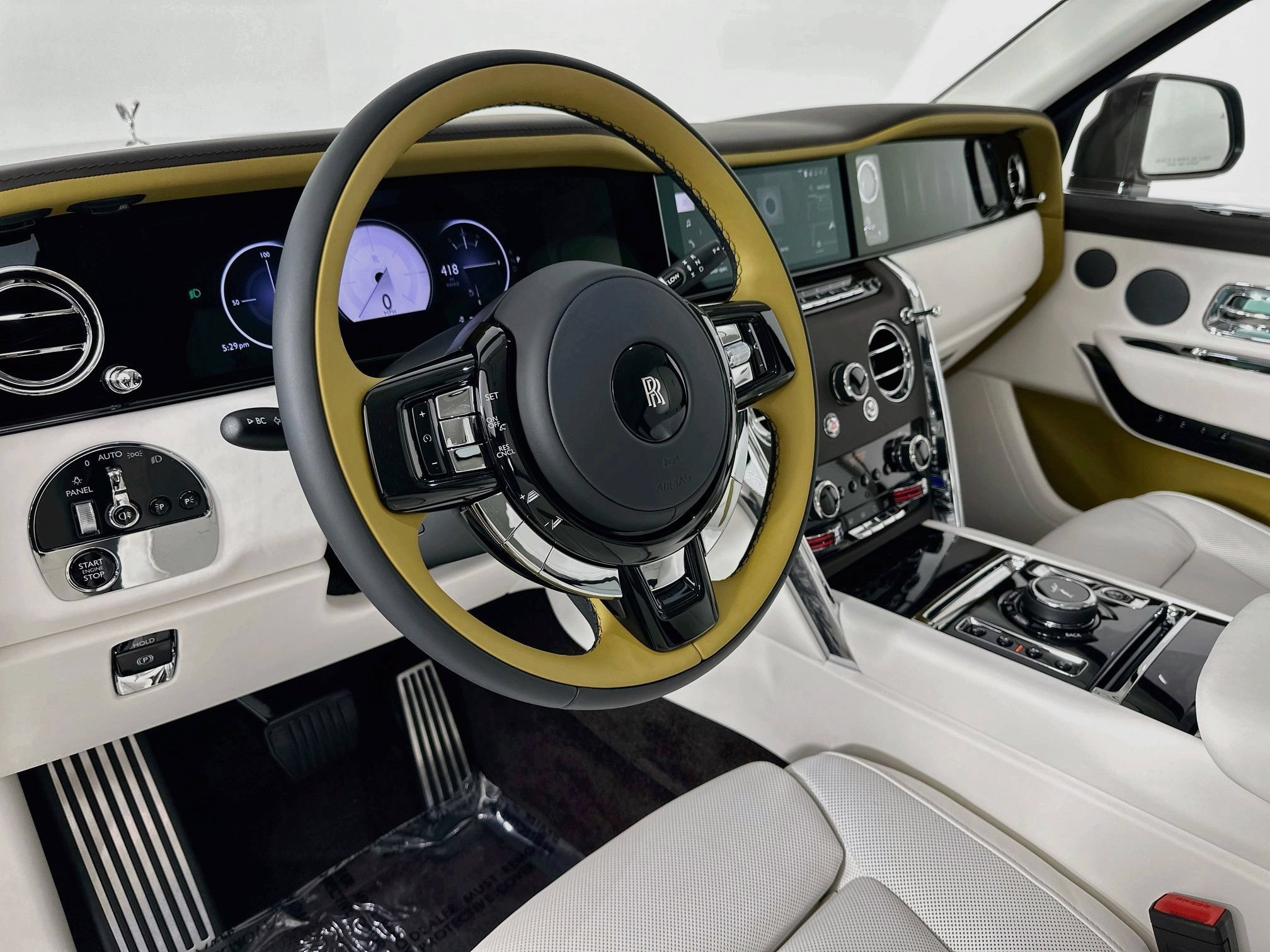 New 2027 Rolls-Royce Cullinan AWD/4WD image 11