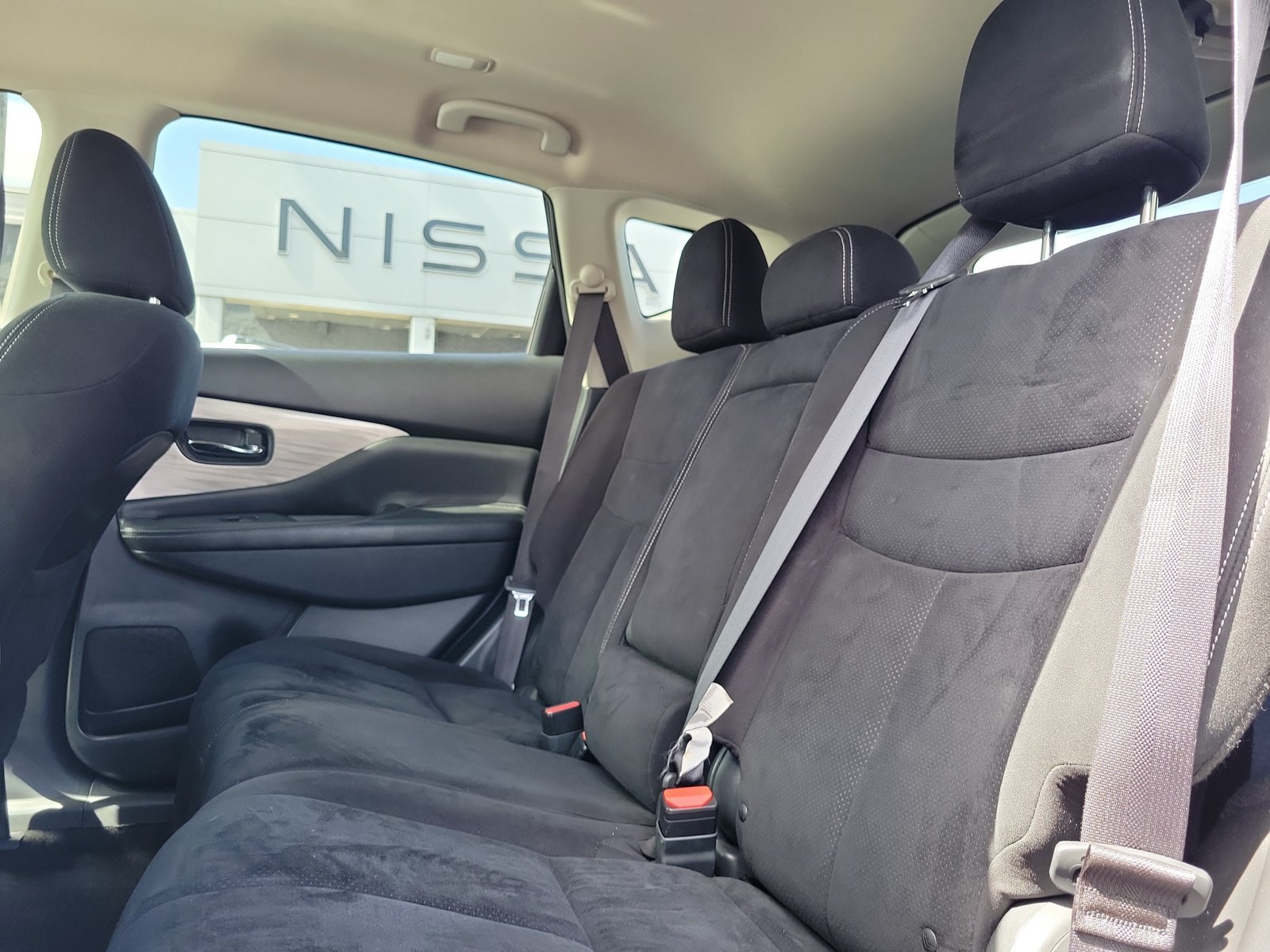 Used 2017 Nissan Murano S w/ Navigation Package FWD image 11
