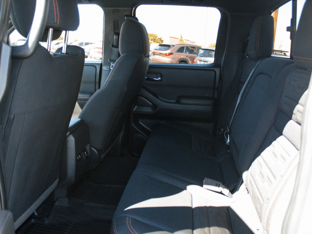 Used 2023 Nissan Frontier PRO-4X w/ Pro Convenience Package AWD/4WD image 26