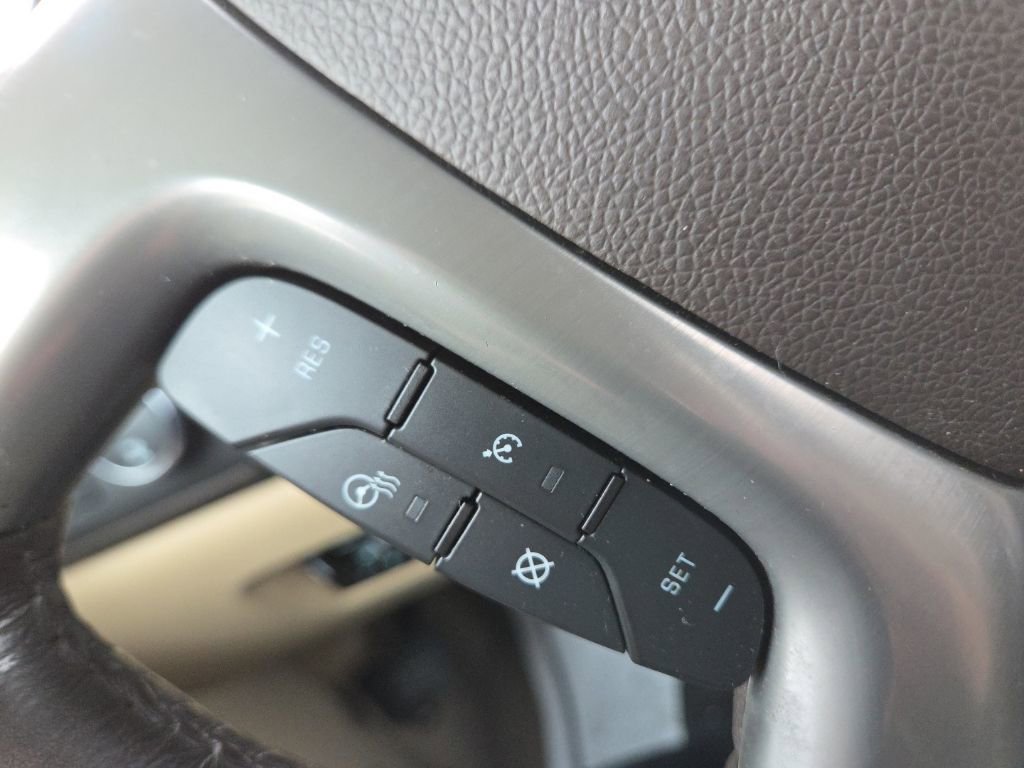 Used 2014 GMC Sierra 2500 Denali w/ Suspension Package, Off-Road image 33