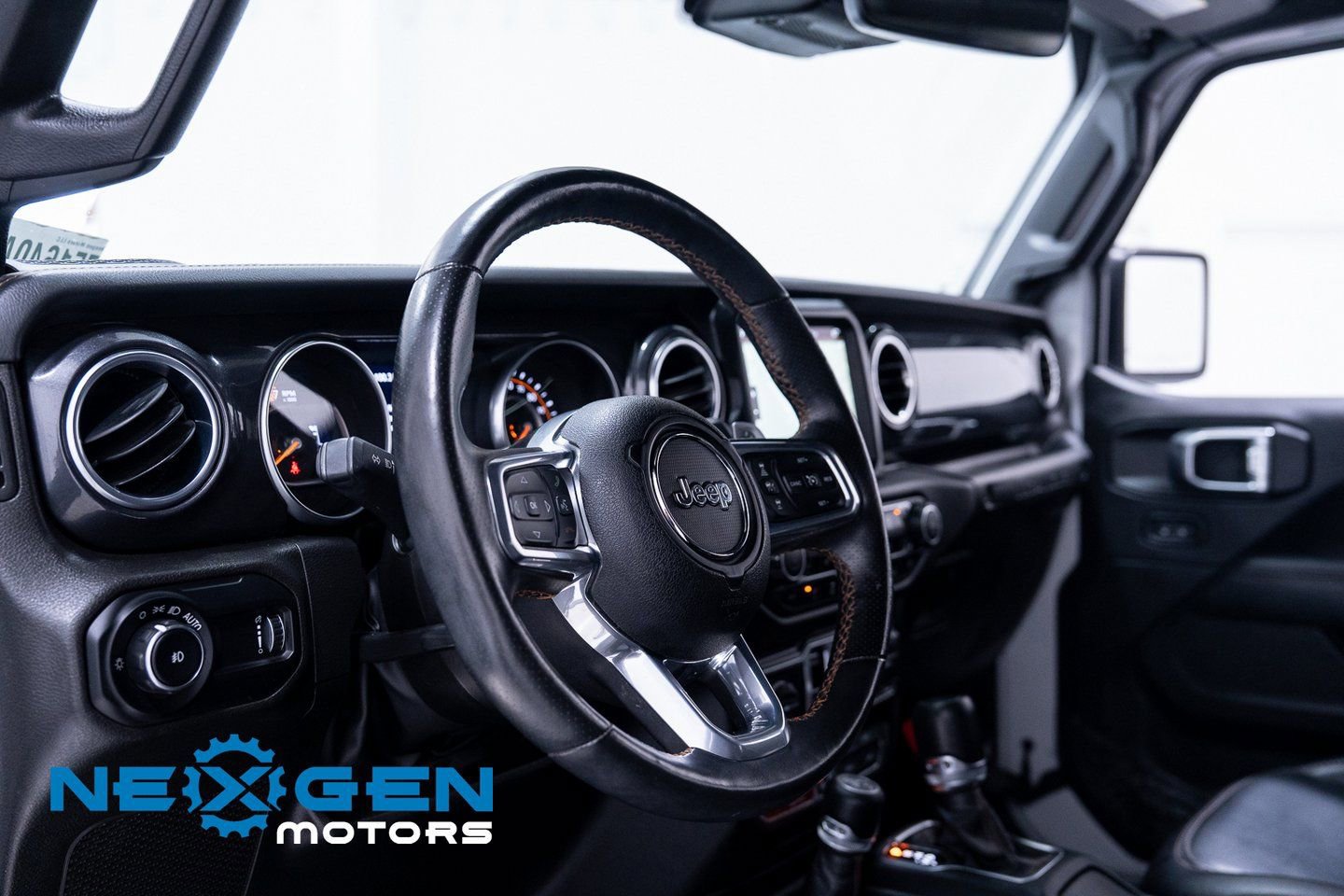 Used 2023 Jeep Wrangler Unlimited Rubicon 392 w/ Xtreme Recon 35" Tire Package image 23