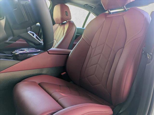 Used 2026 BMW 530i w/ M Sport Package image 4