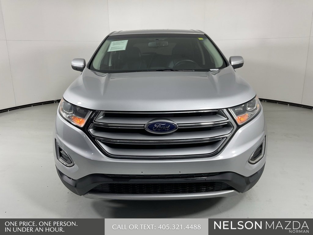Used 2018 Ford Edge Titanium image 2