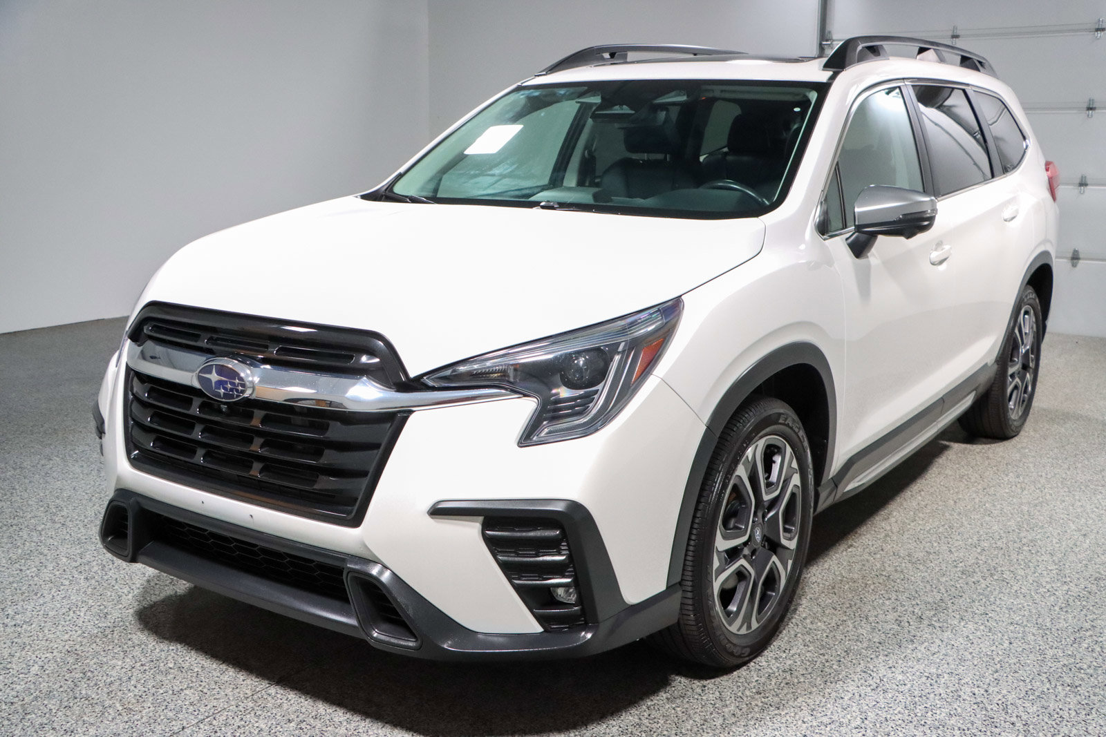 Used 2023 Subaru Ascent Limited w/ Technology Package image 34