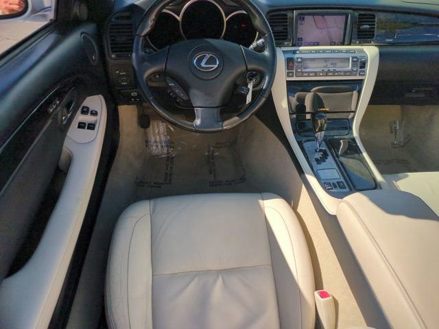 Used 2009 Lexus SC 430 Convertible image 23
