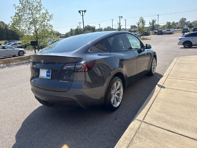 Used 2022 Tesla Model Y Long Range AWD/4WD image 4
