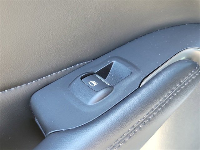 Used 2019 Lincoln MKC Select w/ Select Plus Package image 13