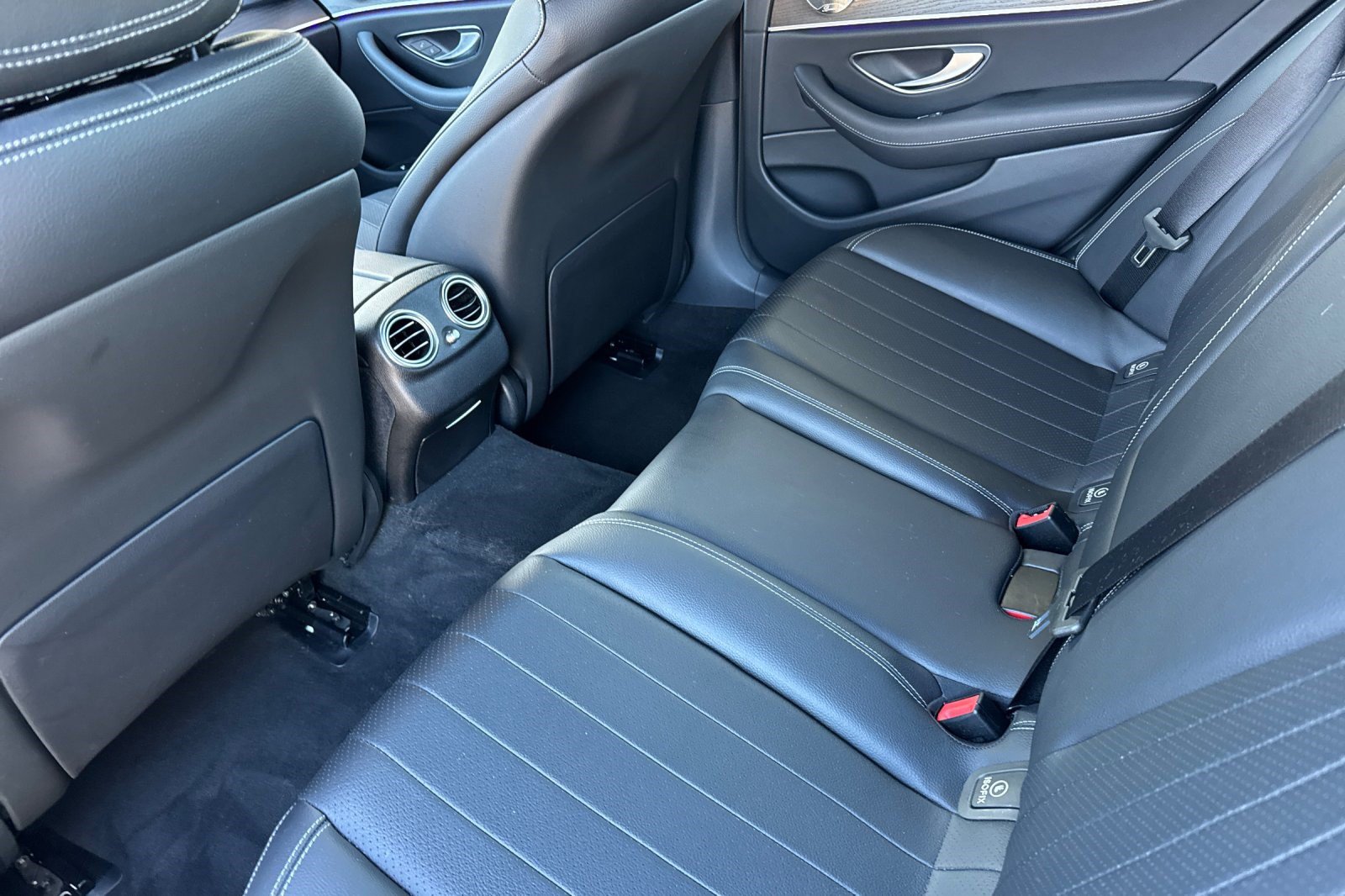 Certified 2023 Mercedes-Benz E 450 4MATIC Sedan image 27