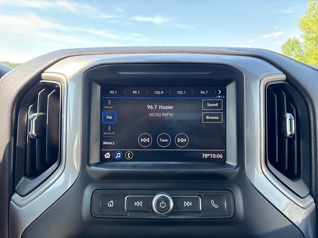 Used 2022 Chevrolet Silverado 2500 Custom w/ Custom Convenience Package AWD/4WD image 14