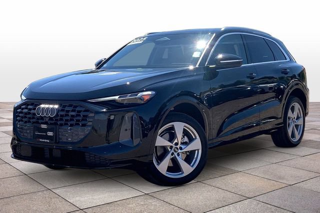 Certified 2025 Audi Q5 Premium Plus w/ Premium Plus AWD/4WD image 1