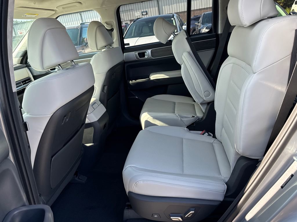 New 2025 Hyundai Santa Fe Calligraphy image 11