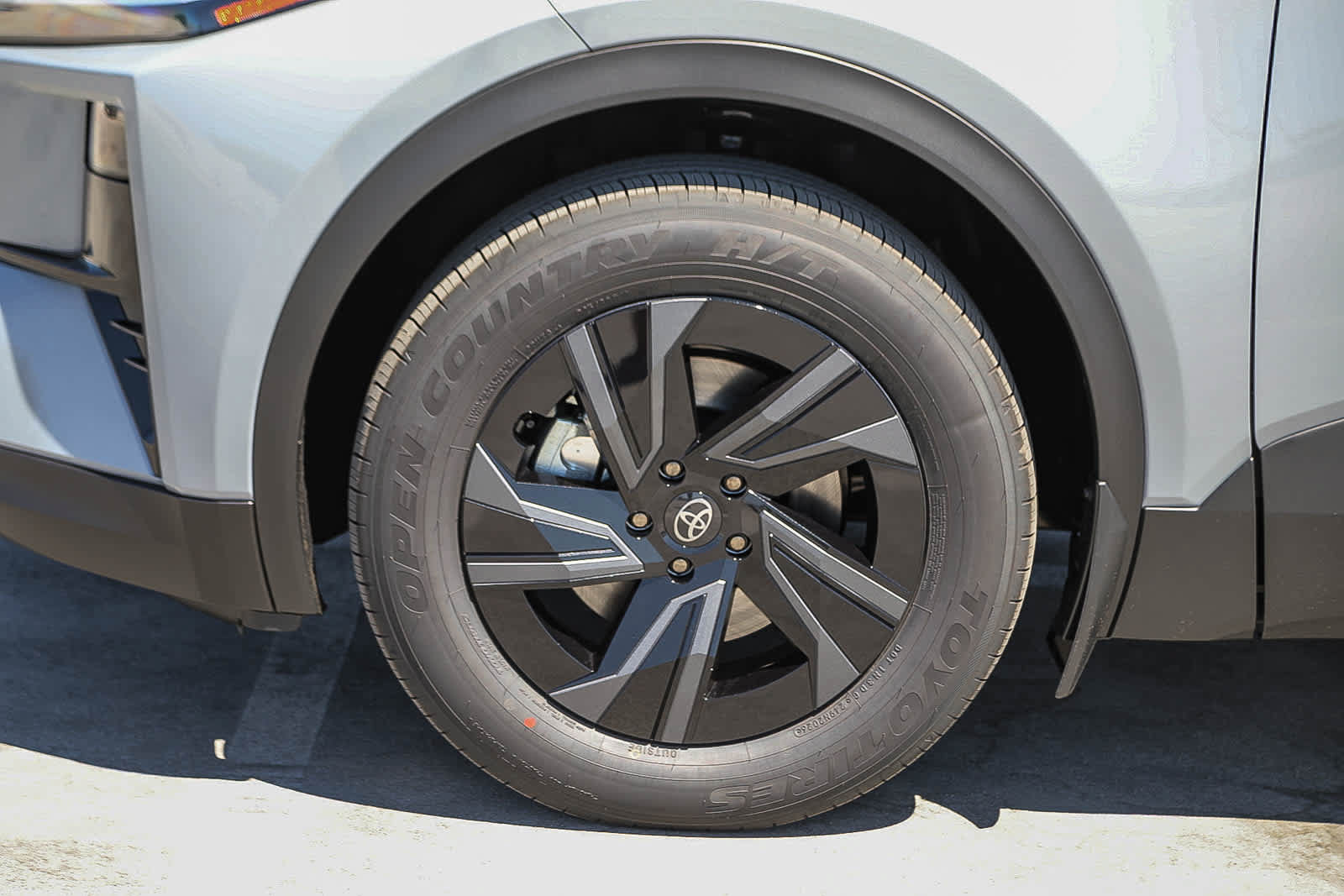 New 2026 Toyota C-HR AWD/4WD image 10