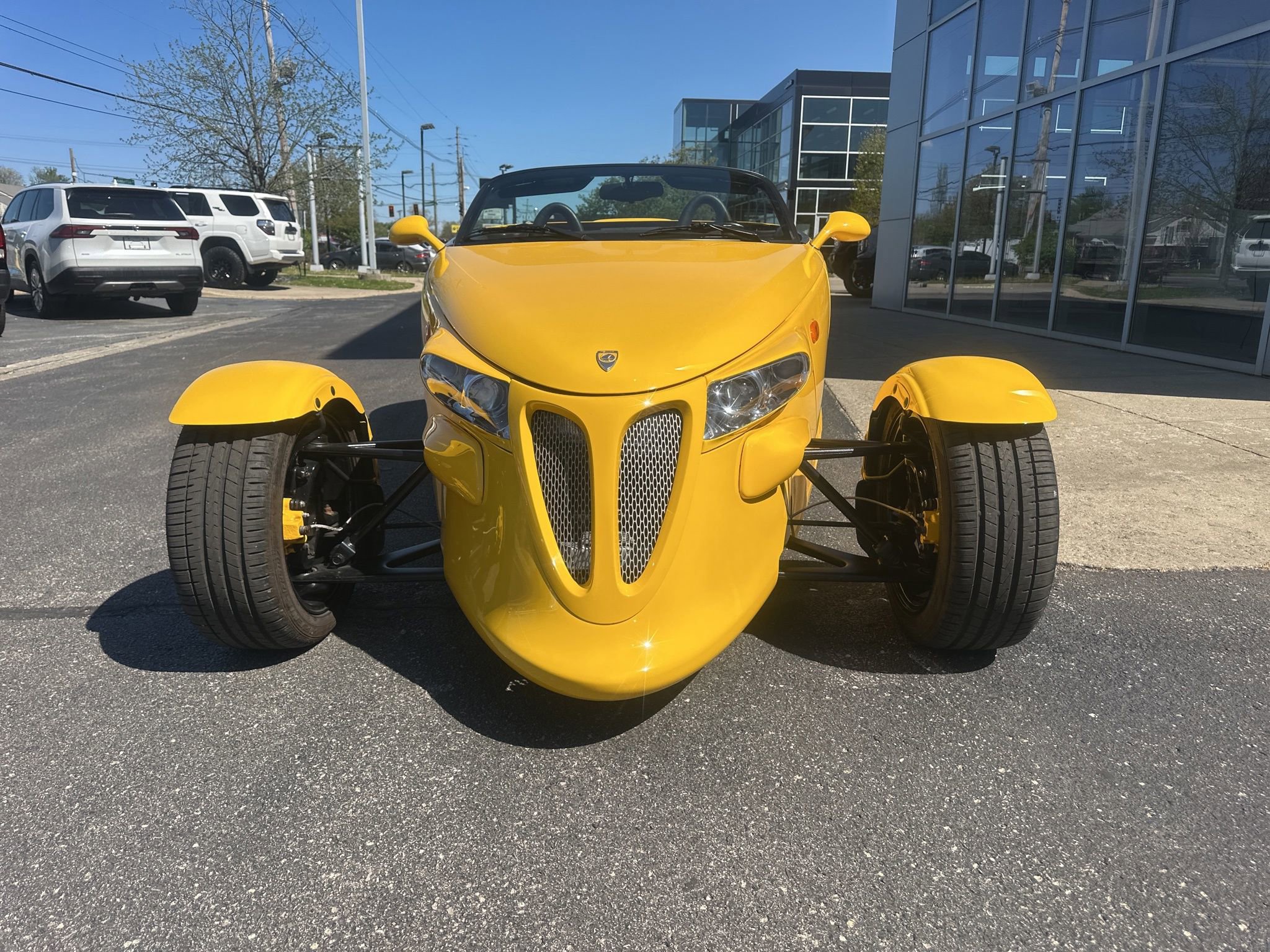 Used 1999 Plymouth Prowler RWD image 10