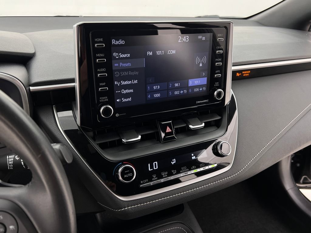Used 2021 Toyota Corolla SE FWD image 22