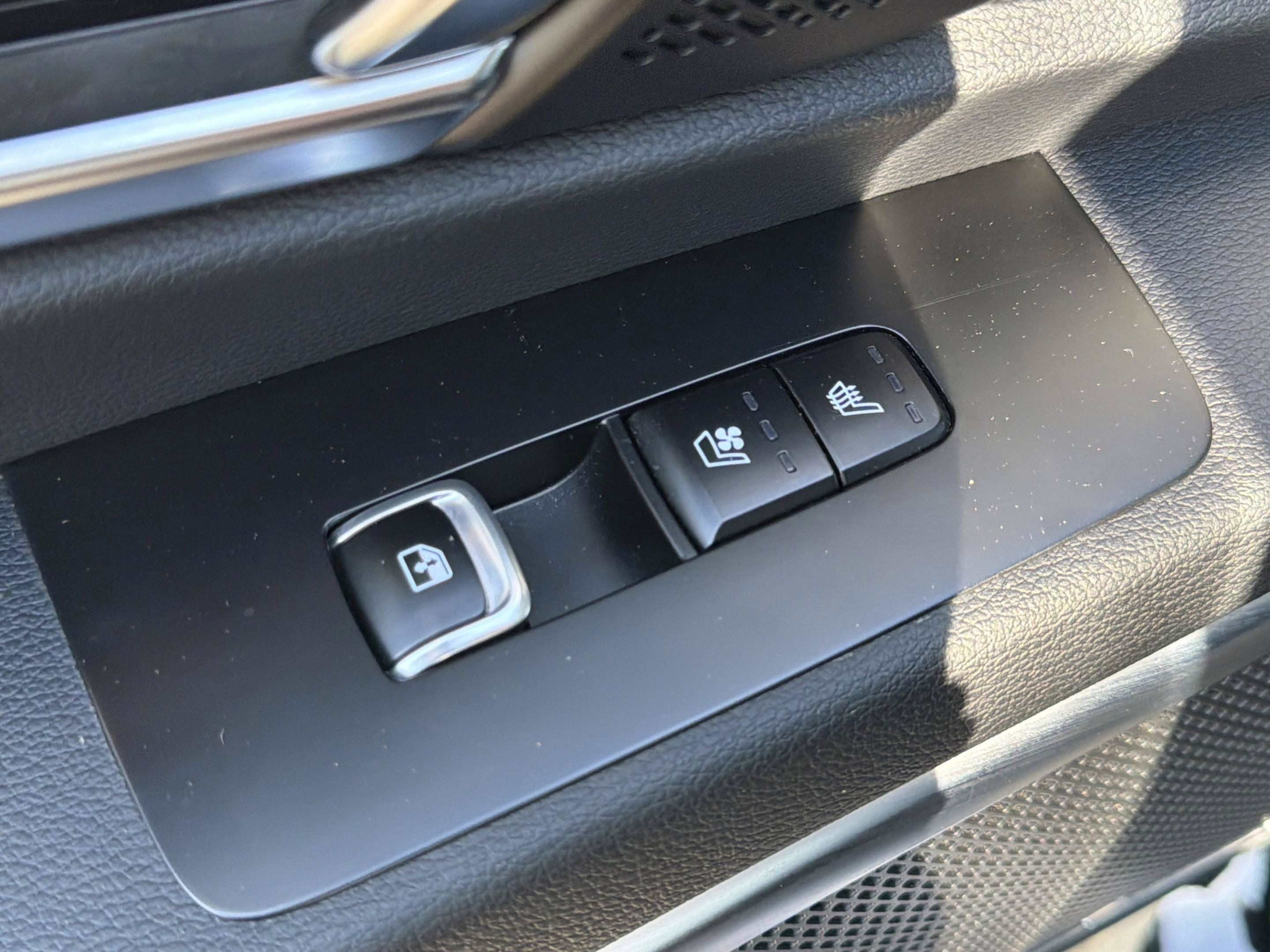 Used 2024 Kia Telluride SX Prestige AWD/4WD image 14