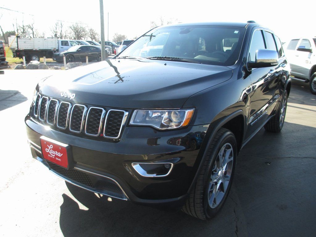 Used 2022 Jeep Grand Cherokee Limited w/ Trailer Tow Group IV image 11