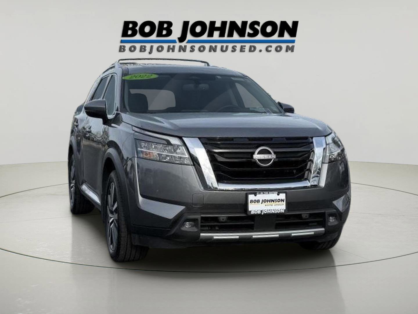 Used 2022 Nissan Pathfinder Platinum w/ Cargo Package AWD/4WD image 1