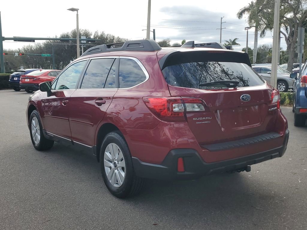 Used 2019 Subaru Outback 2.5i Premium image 3