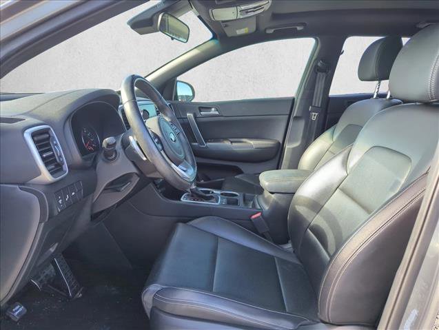 Used 2022 Kia Sportage Nightfall Edition image 9