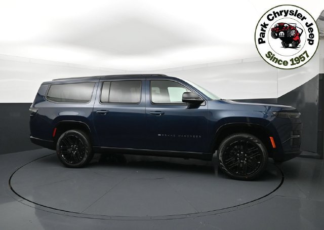 New 2026 Jeep Grand Wagoneer L Limited AWD/4WD image 6