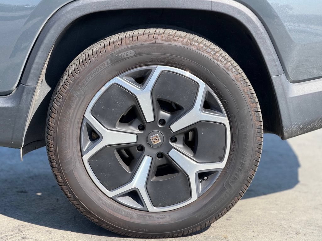 Used 2023 Rivian R1T Adventure AWD/4WD image 3