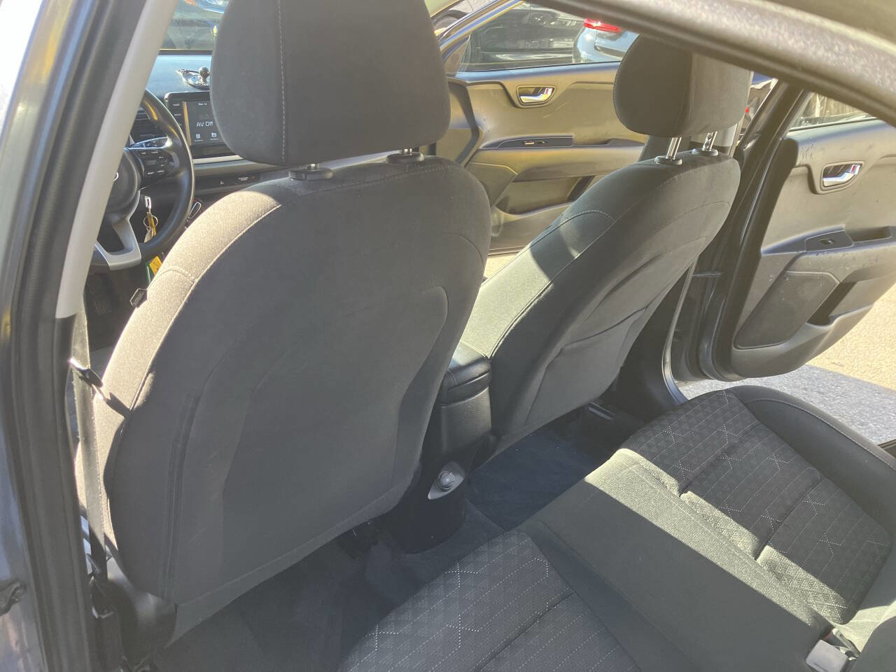 Used 2019 Kia Rio S image 21