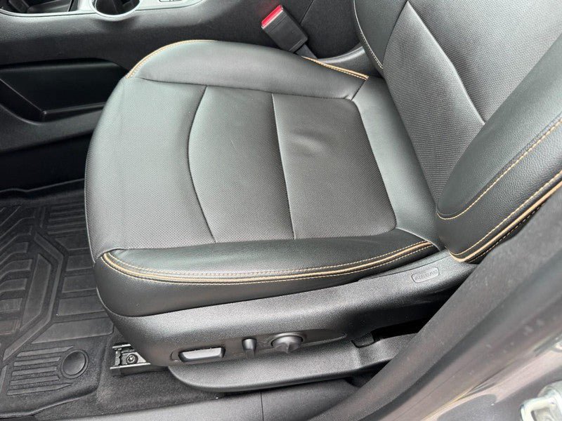 Used 2023 GMC Terrain AT4 w/ GMC Pro Grade Package AWD/4WD image 24