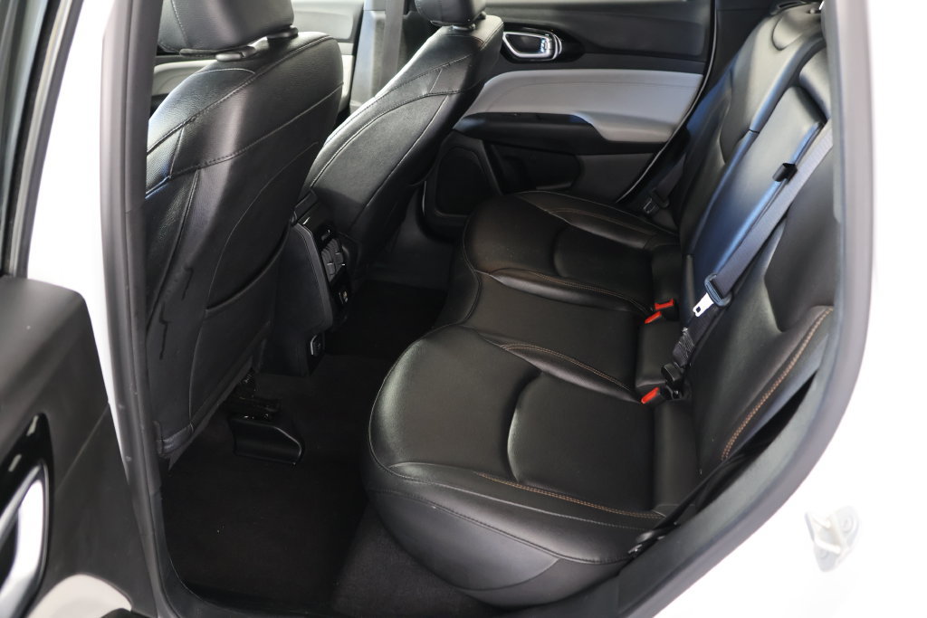 Used 2024 Jeep Compass Limited AWD/4WD image 19