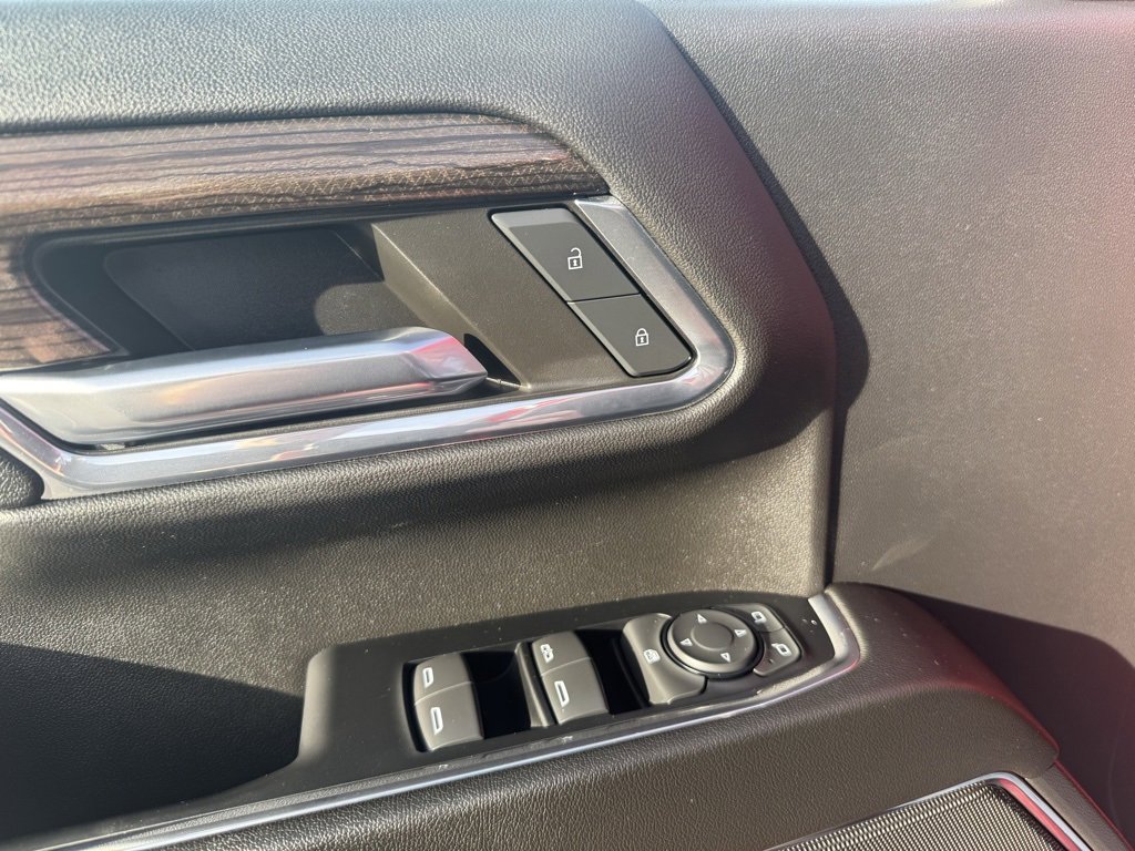 Used 2024 Chevrolet Silverado 2500 LT w/ Convenience Package image 16