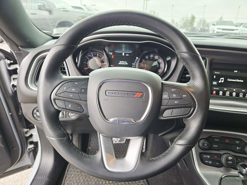 Used 2022 Dodge Challenger SXT w/ Blacktop Package image 9