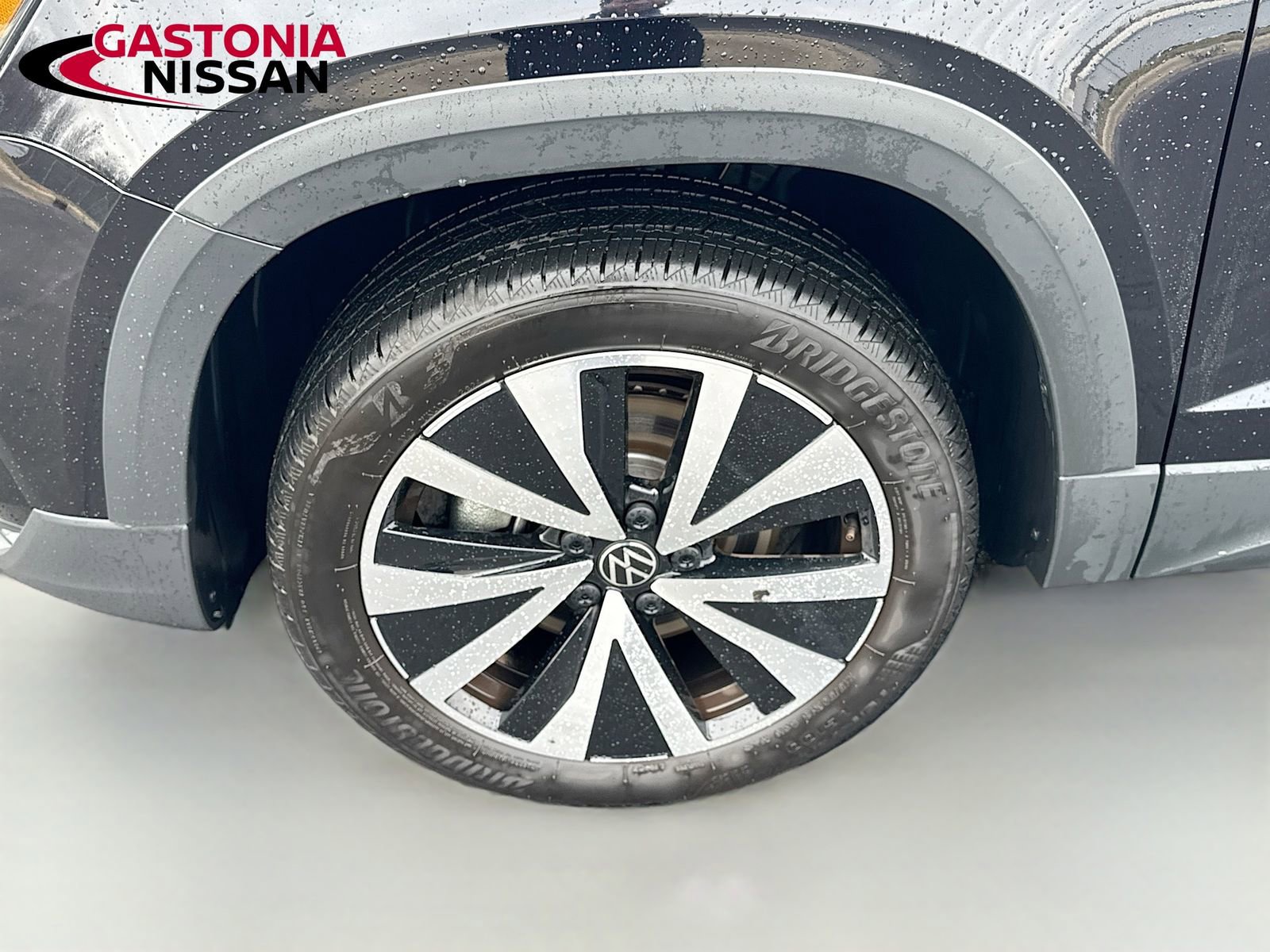 Used 2024 Volkswagen Taos SE image 39