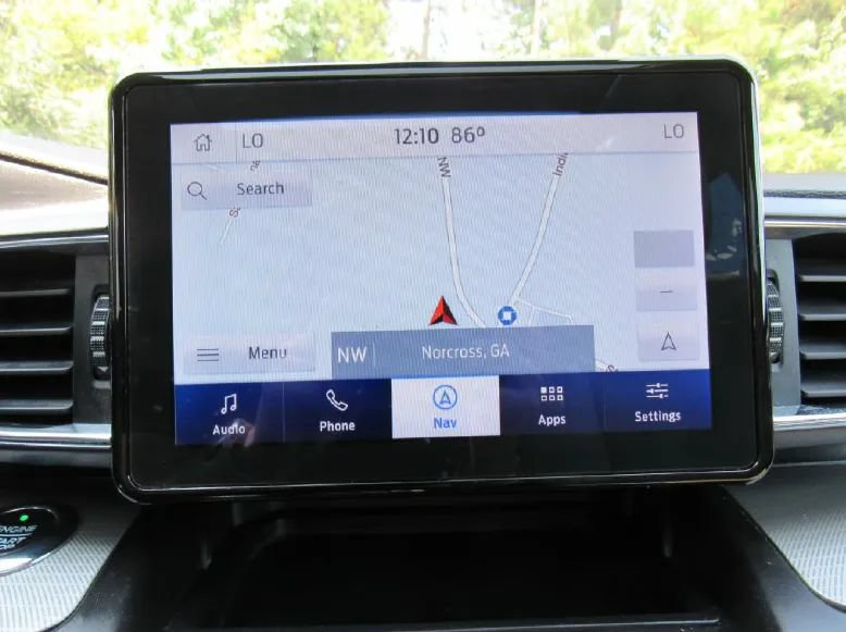 Used 2020 Ford Explorer XLT w/ Equipment Group 202A RWD image 26
