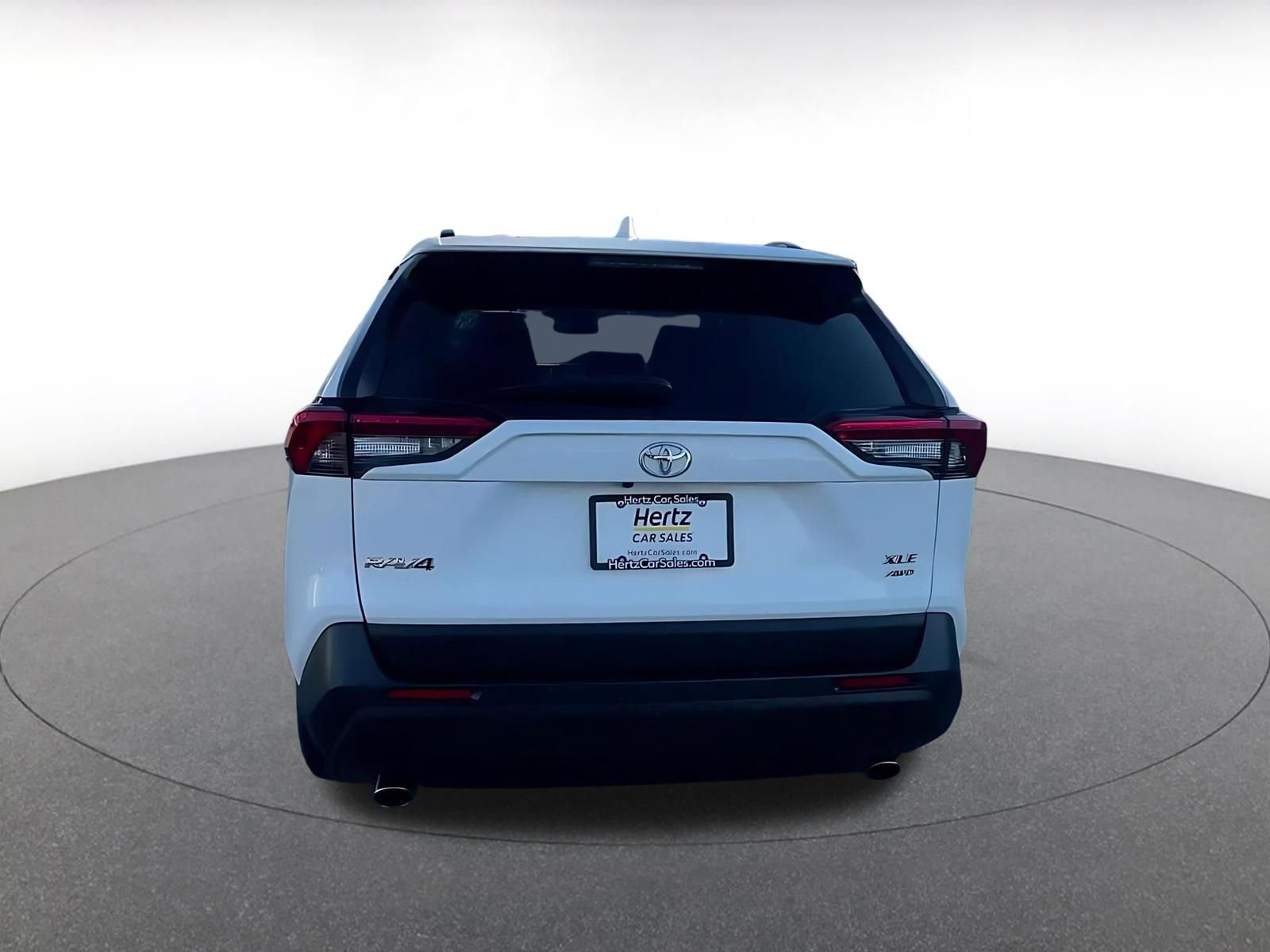 Used 2025 Toyota RAV4 XLE w/ Convenience Package image 12