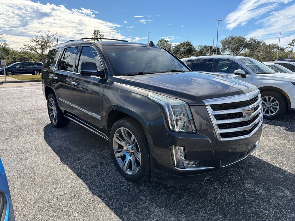 Used 2015 Cadillac Escalade Premium image 1