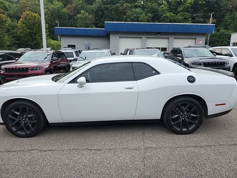 Used 2021 Dodge Challenger SXT w/ Blacktop Package RWD image 4