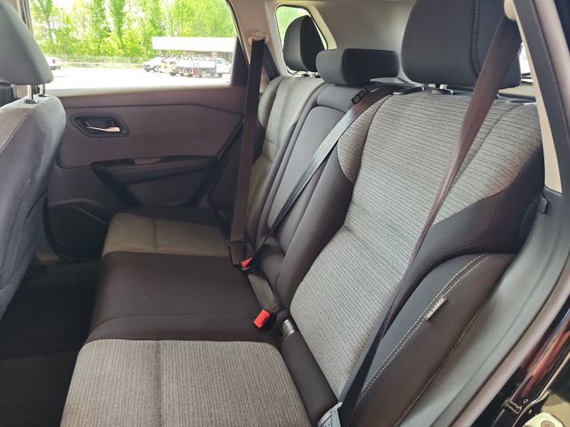 Used 2023 Nissan Rogue SV FWD image 19
