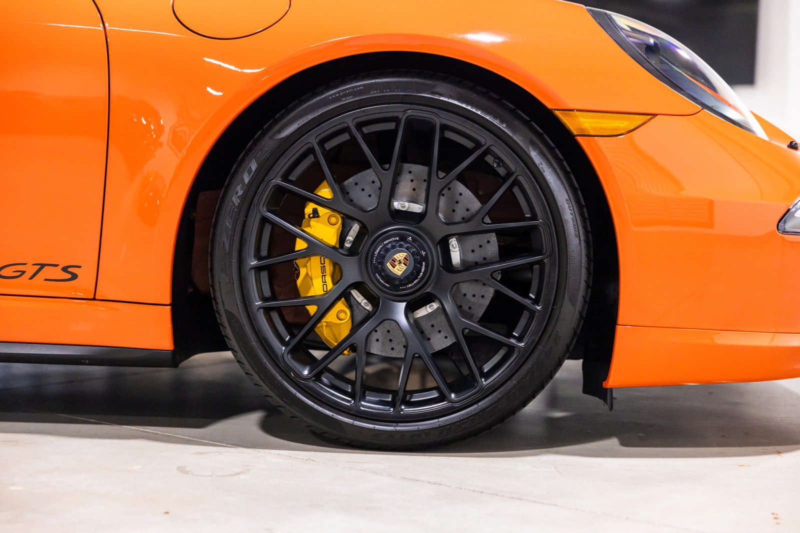 Used 2016 Porsche 911 GT3 RS image 22