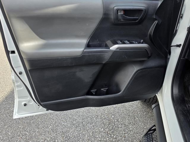 Certified 2023 Toyota Tacoma SR5 w/ Technology Package image 2