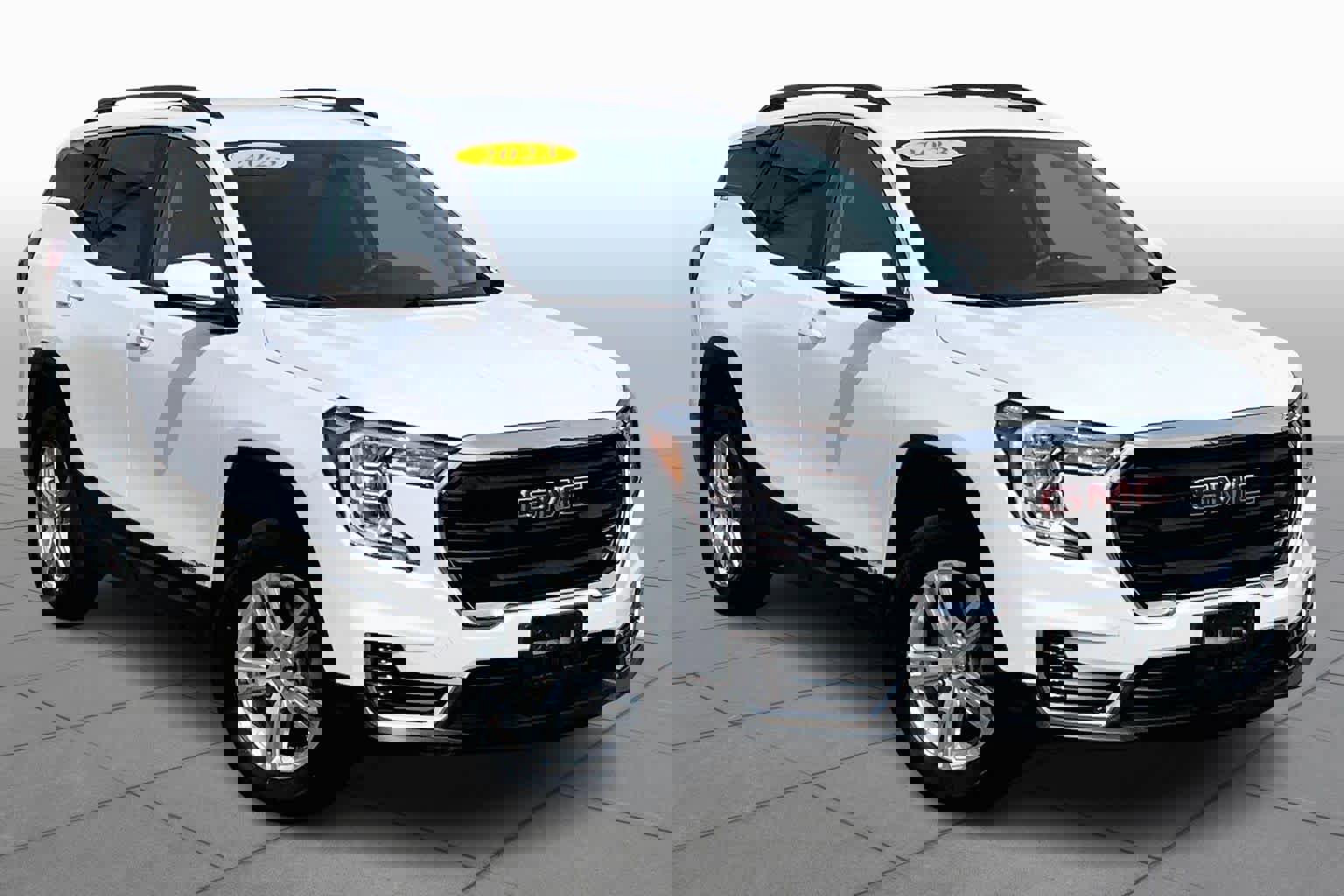 Used 2023 GMC Terrain SLE w/ Driver Convenience Package image 3