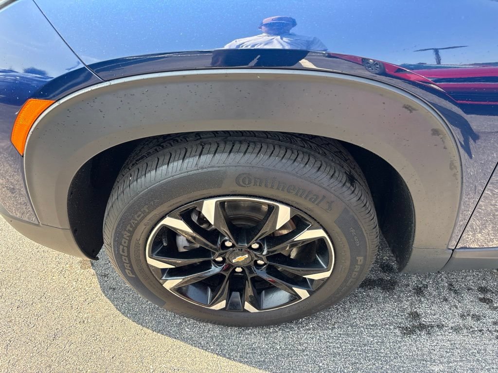 Used 2022 Chevrolet TrailBlazer LT w/ Convenience Package FWD image 7