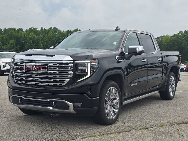Used 2024 GMC Sierra 1500 Denali AWD/4WD image 1