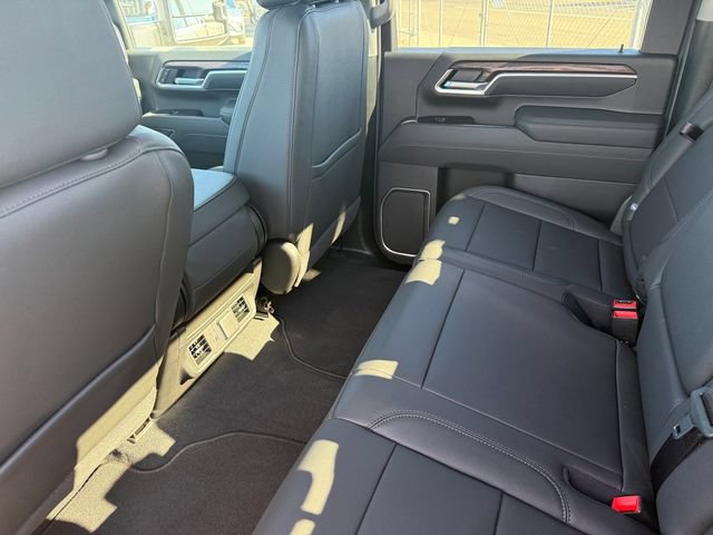 New 2026 GMC Sierra 2500 SLT AWD/4WD image 16