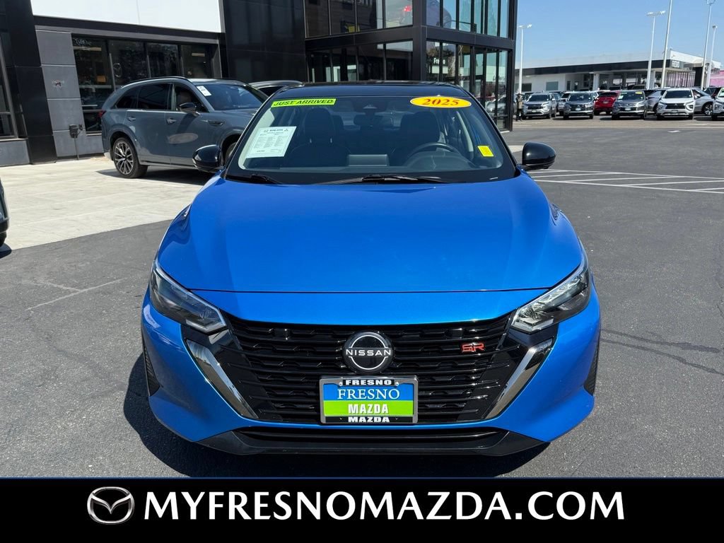 Used 2025 Nissan Sentra SR w/ SR Premium Package FWD image 3
