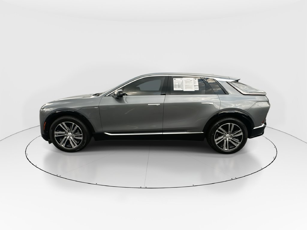 Used 2023 Cadillac Lyriq 2WD image 5