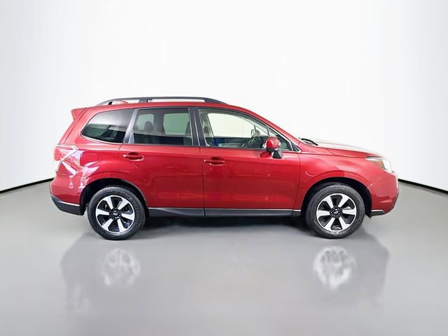 Used 2018 Subaru Forester 2.5i Premium w/ All-Weather Package AWD/4WD image 5