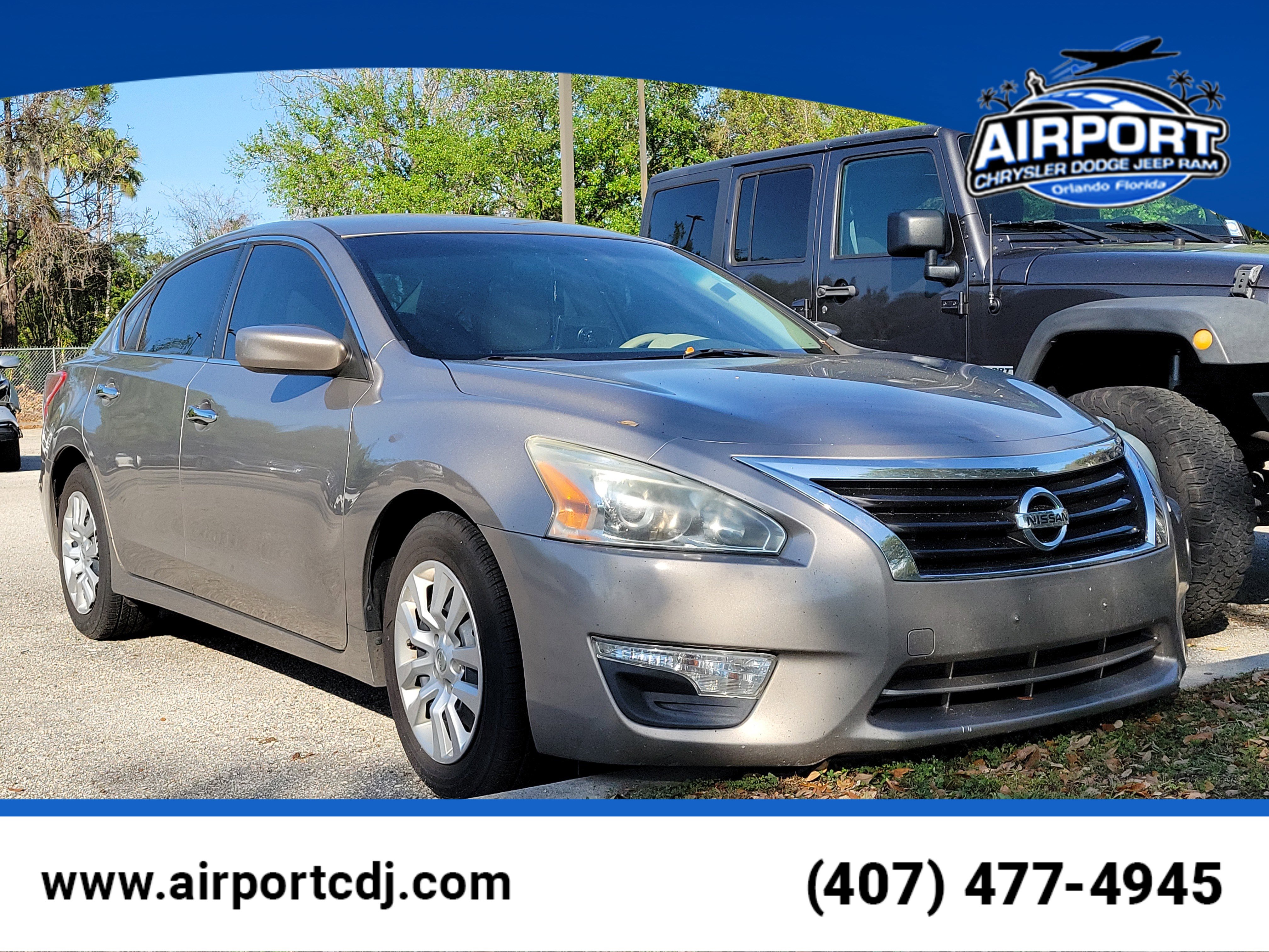 Used 2013 Nissan Altima 2.5 S image 1